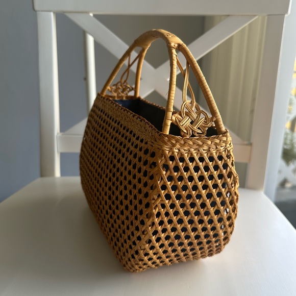 *SOLD* Handmade Bali Bohemian Cottagecore Rattan Woven Top Handle Basket Bag Tan - Picture 6 of 7